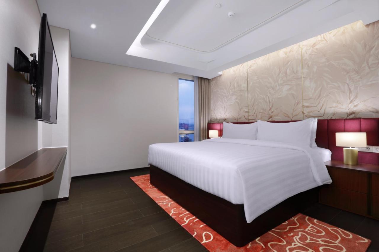 Hotel Atria Gading