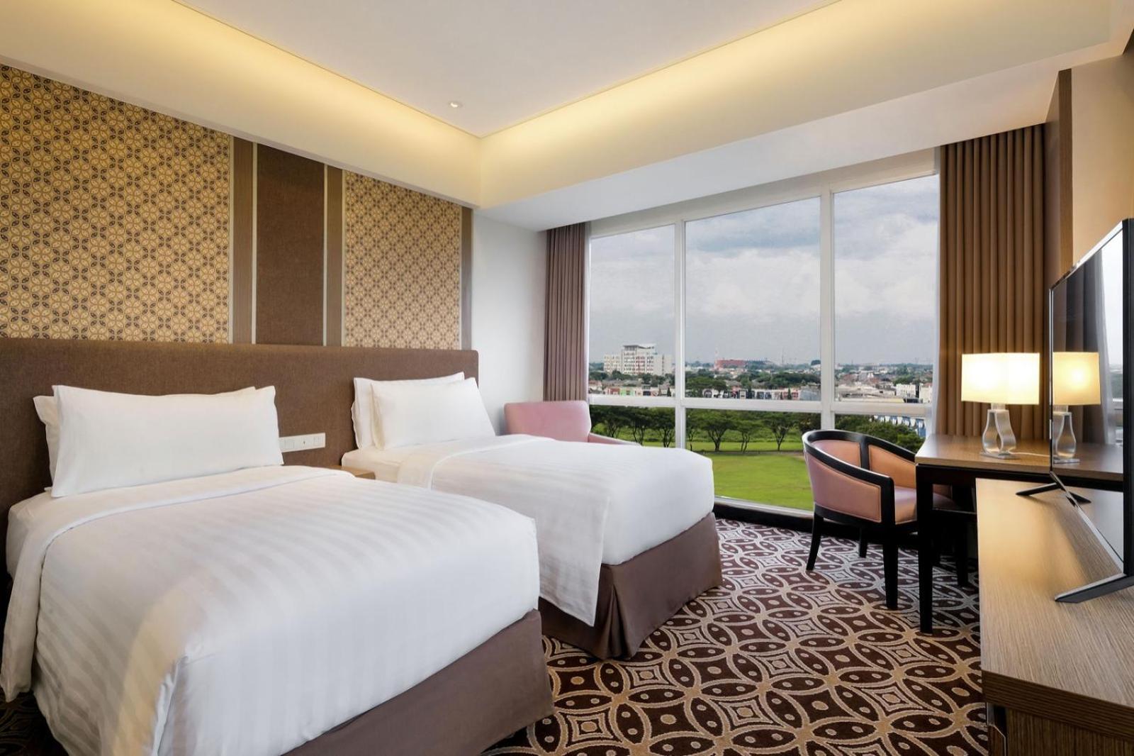 Atria Gading Hotel 4*